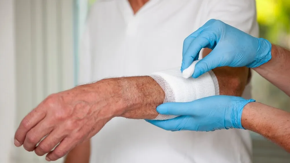 置物 the wound does not heal Have a Wound That Just Won't Heal? When and Where to Turn for Help